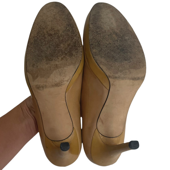 Stuart Weitzman Round Closed Toe Pumps Heels 7 - Picture 9 of 9